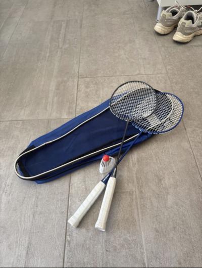 Paire Raquette Badminton Artengo Noir Et Bleu tr�s bon �tat Avec Housse  Volant