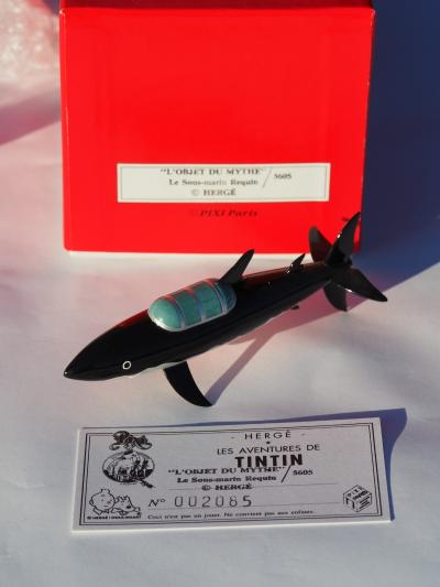 Lot Pixi   Tintin dans la tente et Le Sous Marin Requin   Certificats et Bo�tes
