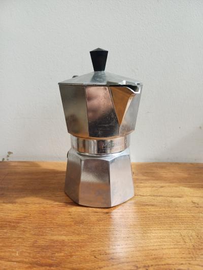 Cafeti�re italienne Bialetti ,  Mod�le Marimba  25 cl
