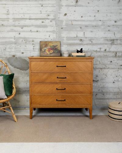 Olga, la commode scandinave en bois N�659