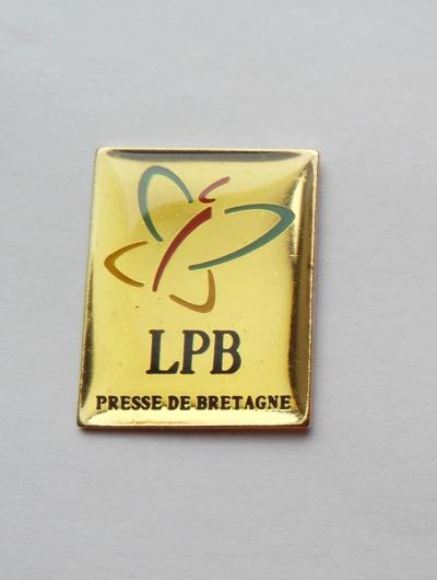 RNT N- Pin's LPB Presse de Bretagne