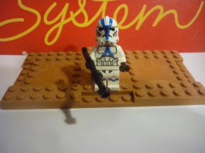 Lego Star Wars   Minifigure   501st Legion Clone Trooper   sw1094   set  75280