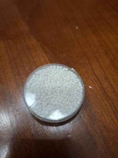 Perles de rocaille classique 2 mm blanche