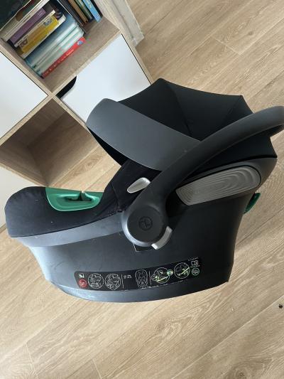Cybex Aton S2 i Size Moon Black   Coque - Si�ge auto b�b�   Tr�s bon �tat