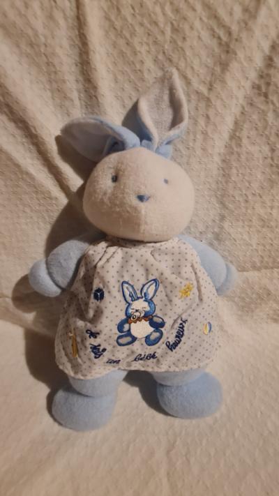 DOUDOU PELUCHE LAPIN KLORANE VINTAGE TABLIER  JE SUIS UN BEBE HEUREUX COMME NEUF