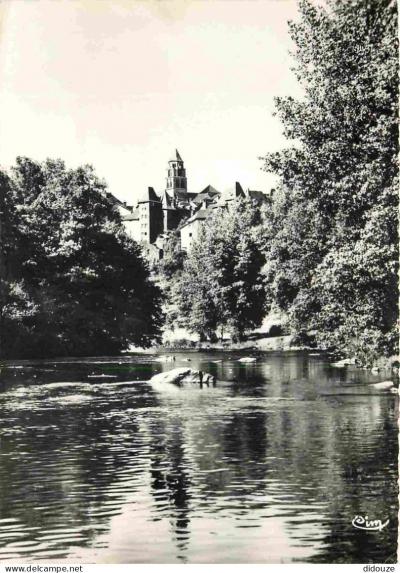 Carte Postale   19   Uzerche   La V�z�re   Mention Photographie v�ritable   Cart