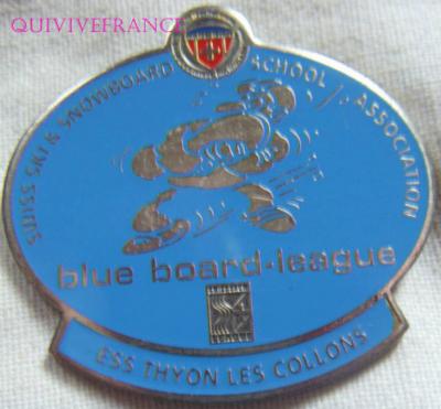SK2558   Insigne insigne �cole ski et snowboard Suisse Thyon Les Colons