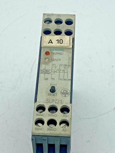 SIEMENS 3UN2131 0AN7 THERMISTOR PROTECTION ENGINE PROTECTION RELAY