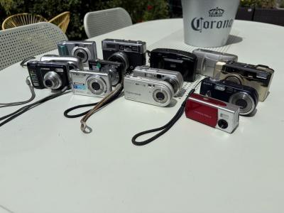 Lot of 14 Digital & Film Cameras   For Parts or Repair   Untested