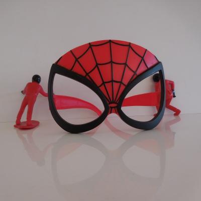 1 Pair Of Spider Man Mask Glasses   2 Character Figurines