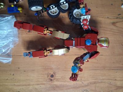 lego iron man