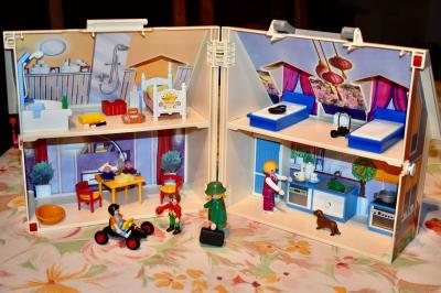 PLAYMOBIL maison trnsportable 5167