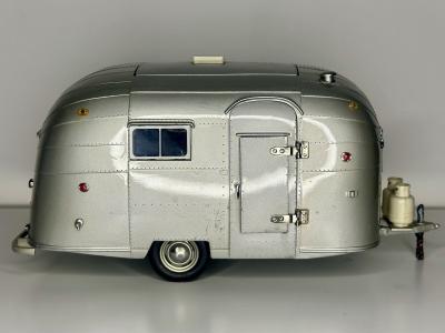 1-18 Airstream Motorcity Caravane Trailer Remorque Camper 2782 Diecast