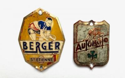 LOT DE 2 PLAQUES DE V�LO. CYCLES BERGER ET AUTOMOTO. EN ALUMINIUM. BON �TAT