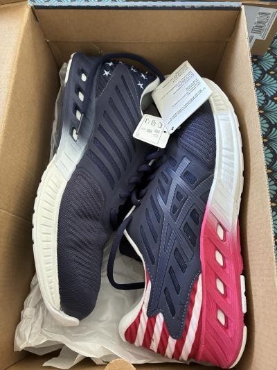 Basket ASICS Fuze X Country USA neuf taille 39 valeur 179 eu