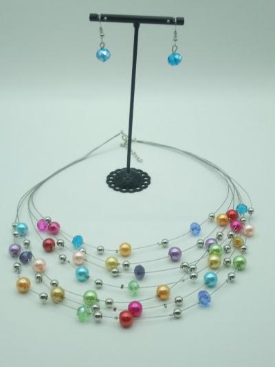 Parure de bijoux multicolore   Collier 40 45cm multi rangs et boucles d'oreilles