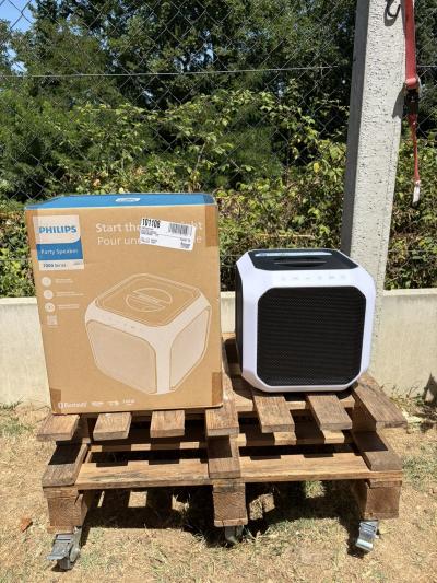 NEUF] Enceinte de f�te Philips TAX7207   Jamais ouverte   Garantie 2 ans