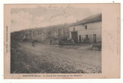 CPA 55   MARBOTTE : LA GRANDE RUE BOMBARD�E (MEUSE) MILITARIA VERDUN 194 1918