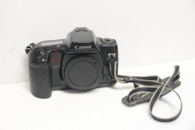 Occasion non test� : Canon EOS 10 Bo�tier Reflex Argentique 35mm Monture EF
