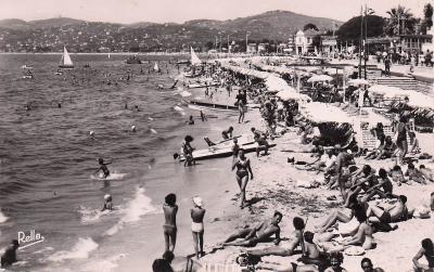 6 JUAN LES PINS UNE PLAGE