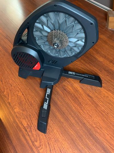 Home trainer Elite Direto XR T   Cassette Shimano 105 R7000 11-28 11V