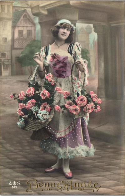 FANTAISIE bonne annee femme en costume  [19049]