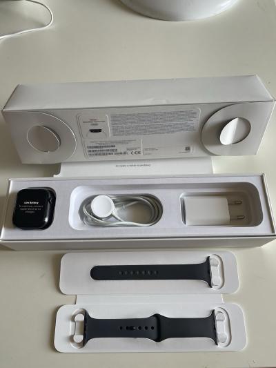 Apple Watch S�rie 5 GPS cellulaire