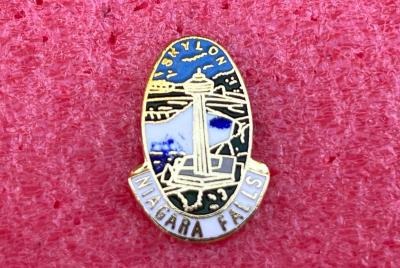 T38 Pins Skylon Tower Niagara Falls Canada Observation souvenir lapel pin