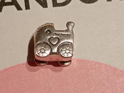 Charm Pandora Poussette