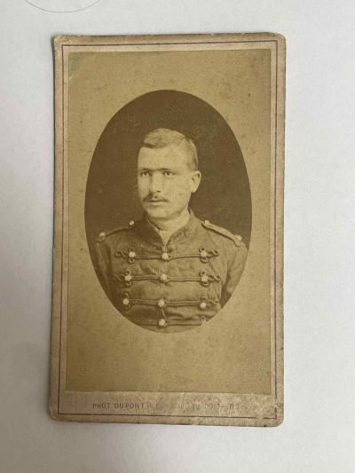ANCIENNE PHOTO CDV PHOTOGRAPHIE DUPONT A POITIERS MILITARIA SOLDAT PREND LA POSE