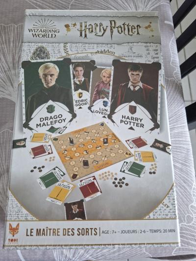 Jeu de Soci�t� Harry Potter Le Ma�tre Des Sorts   Topi Games   NEUF Sous Blister