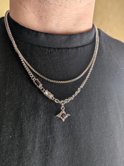 Cha�ne double couche en acier inoxydable de couleur argent� style y2k pendentif
