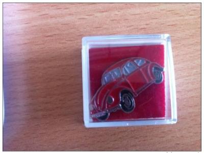 PIN�S VW VOLKSWAGEN COCCINELLE BEATLE K�FER ROUGE ! en boite
