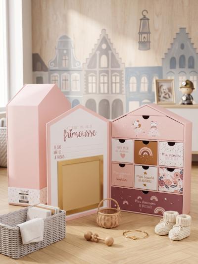 Coffret souvenir b�b� fille   bo�te � tr�sors naissance rose pastel