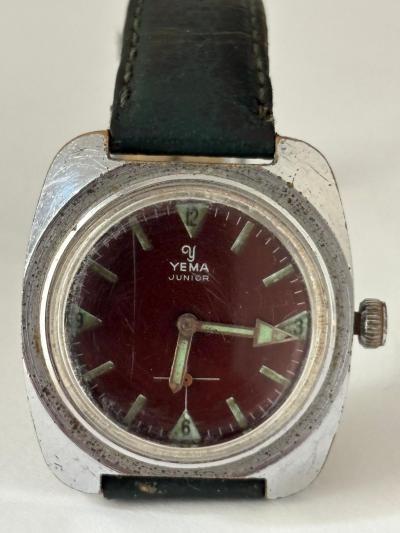 Montre vintage Yema Junior m�canique