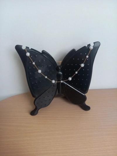jolie collier m�tal dor� inoxydable & perles blanche
