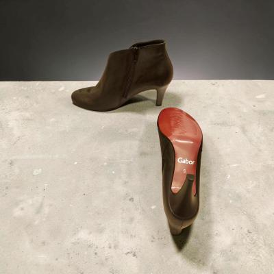 Bottines � talons Gabor en cuir noir Taille 38 Semelles rouges, TBE avec bo�te