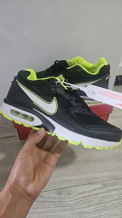 Air Max Bw baskets homme EU 42 noir blanc vert
