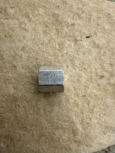Raccord tuyau d huile Tron�onneuse Homelite Textron Terry