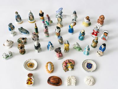 Lot feves porcelaine figurines miniatures collection personnages animaux