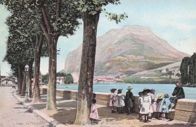 38 GRENOBLE LE QUAI CLAUDE BERNARD ET LE CASQUE DE NERON