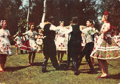 HONGRIE KALOCSA TRADICIONAL COSTUME OF KALOCSA