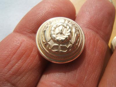 lot de 10 ancien boutons de venerie Gendarmerie Militaire Pompier argent�