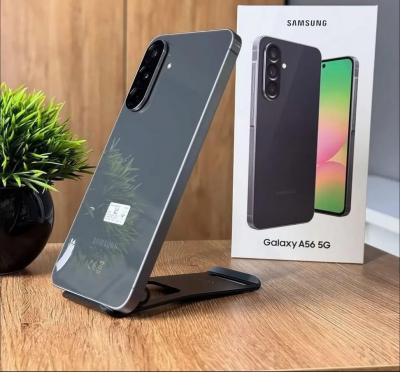 Samsung Galaxy A56 5G 256 Go Gris Smartphone avec bo�te (ouvert jamais utilis�)