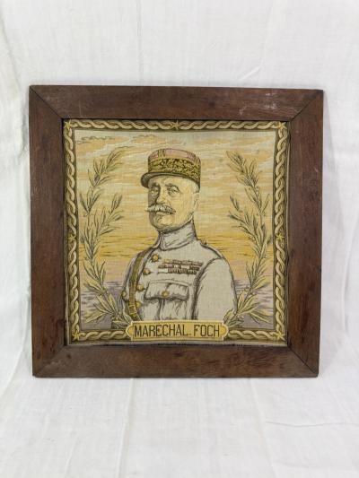 Ancienne Tapisserie Marechal Foch Cadre Bois 61x61 cm Portrait Militaria 14 18