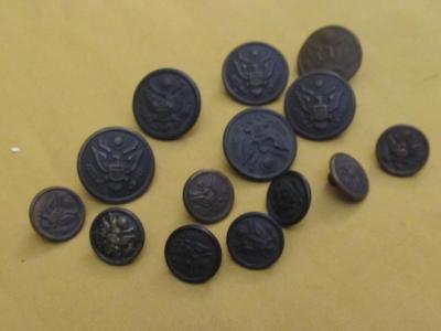 14 anciens boutons cuivre US Army 1902-1930 aigle
