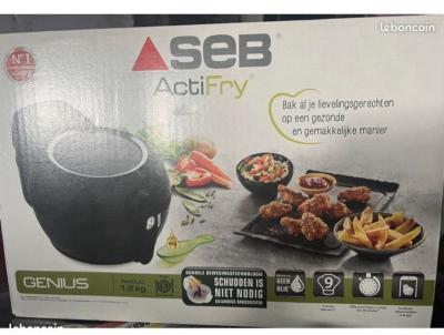 SEB ActiFry Genius friteuse � air chaud noire 9 programmes minuteur sans huile