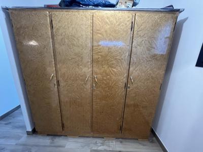 Armoire penderie 4 portes bois-contreplaqu� marron 1 �tag�re 206x60x195