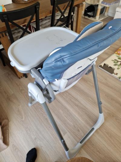 Renolux chaise haute b�b� bleu-gris avec tablette plateau amovible