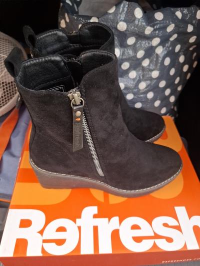Refresh Bottines femme noires microfibre compens�es zip bout rond EU 38